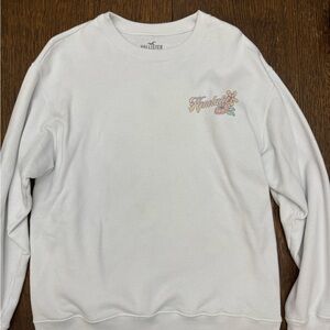 Hollister Women’s Crewneck, size XS. Great condition!